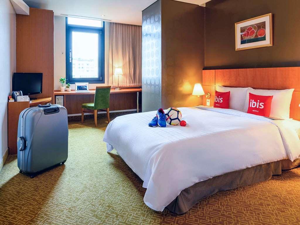 ไอบิส แอมบาสซาเดอร์ ซูวอน Hotel ห้อง รูปภาพ