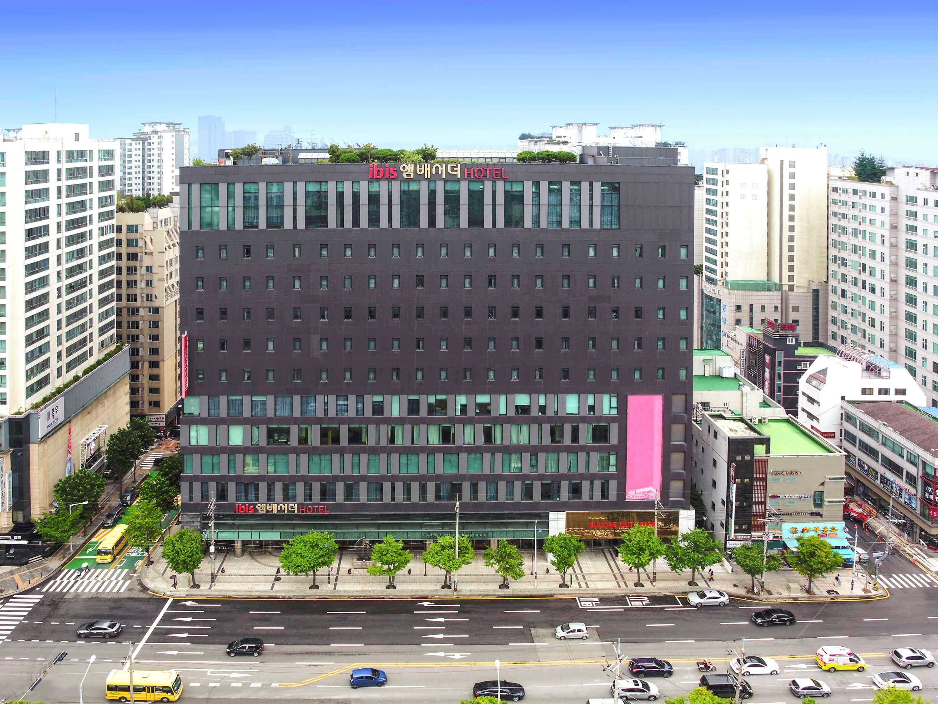 ไอบิส แอมบาสซาเดอร์ ซูวอน Hotel ภายนอก รูปภาพ